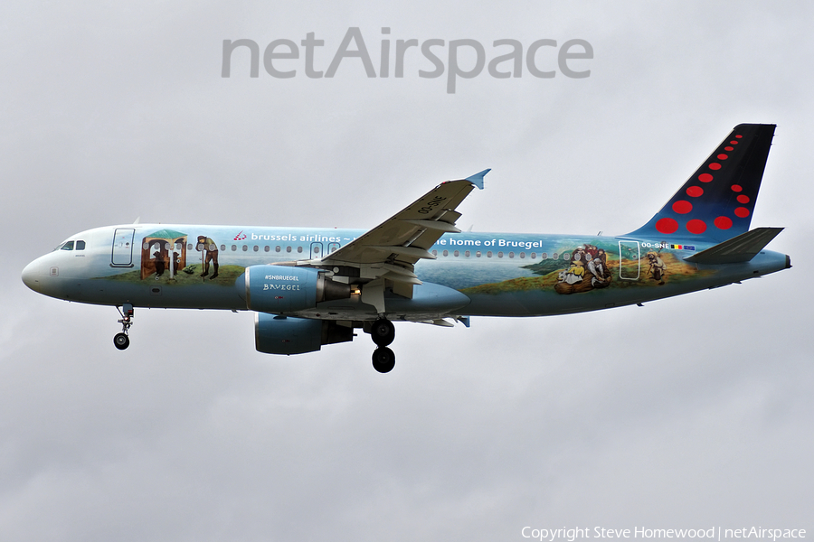 Brussels Airlines Airbus A320-214 (OO-SNE) | Photo 534640