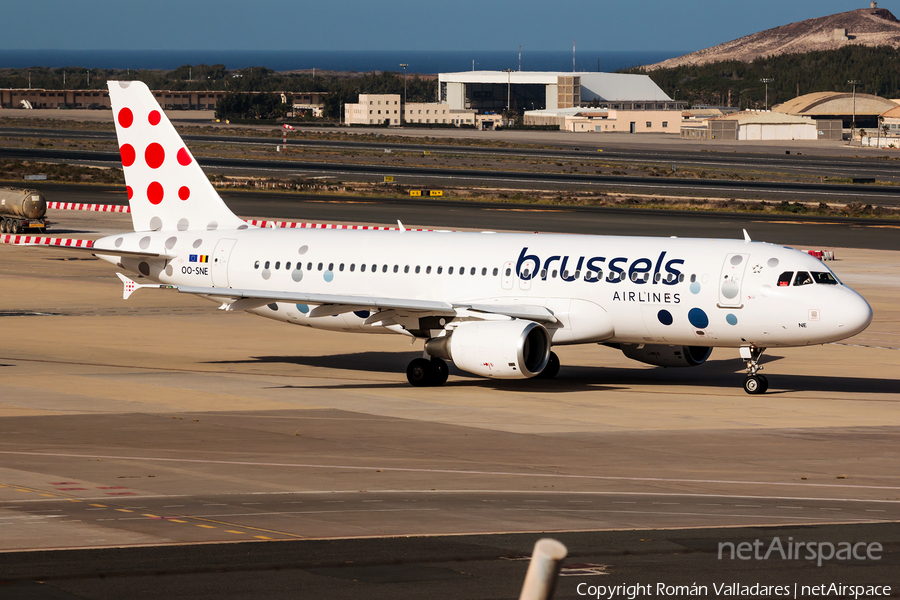 Brussels Airlines Airbus A320-214 (OO-SNE) | Photo 619964