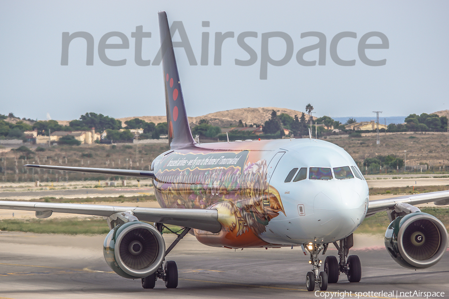 Brussels Airlines Airbus A320-214 (OO-SNF) | Photo 214110