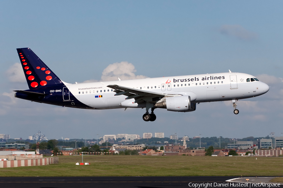Brussels Airlines Airbus A320-214 (OO-SNG) | Photo 646564