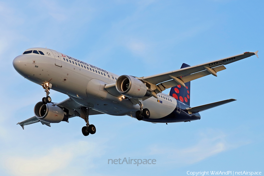 Brussels Airlines Airbus A320-214 (OO-SNH) | Photo 459663