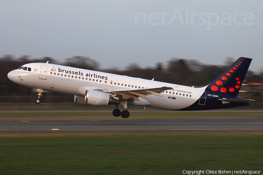 Brussels Airlines Airbus A320-214 (OO-SNH) | Photo 157905