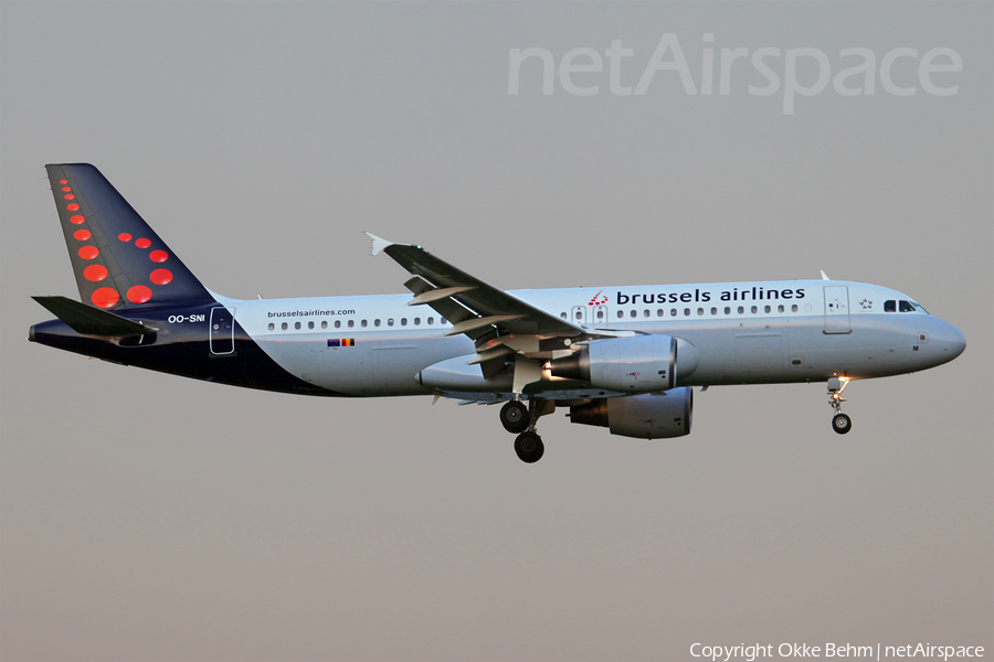 Brussels Airlines Airbus A320-214 (OO-SNI) | Photo 213602