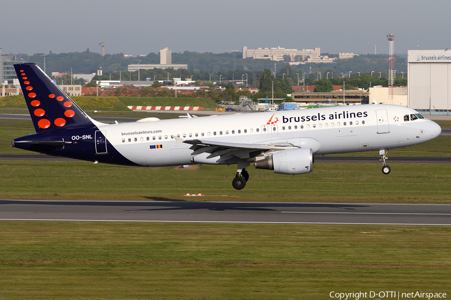 Brussels Airlines Airbus A320-214 (OO-SNL) | Photo 323568