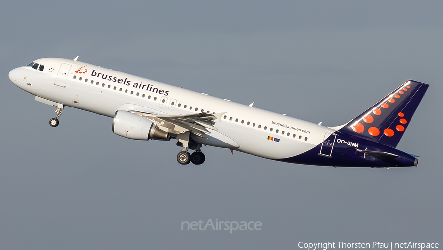 Brussels Airlines Airbus A320-214 (OO-SNM) | Photo 440331