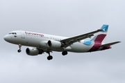 Eurowings (Brussels Airlines) Airbus A320-214 (OO-SNN) at  London - Heathrow, United Kingdom