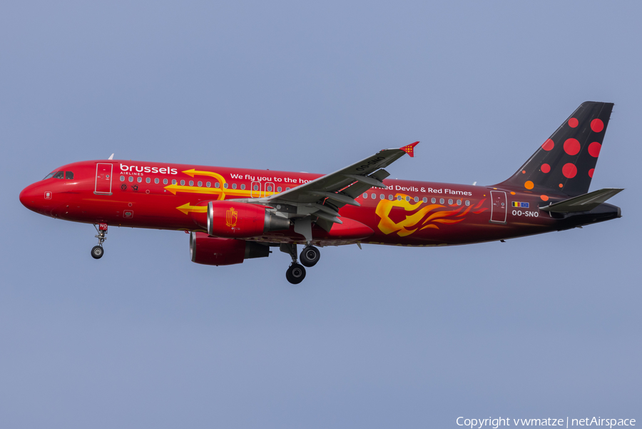 Brussels Airlines Airbus A320-214 (OO-SNO) | Photo 593882