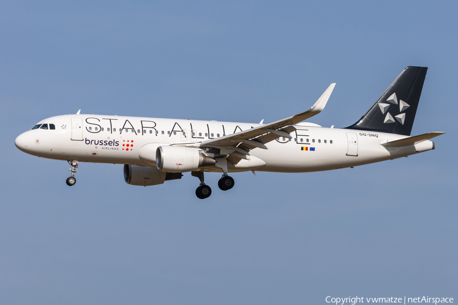 Brussels Airlines Airbus A320-214 (OO-SNQ) | Photo 593854