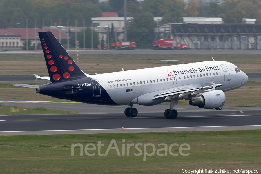 Brussels Airlines Airbus A319-111 (OO-SSB) | Photo 88240