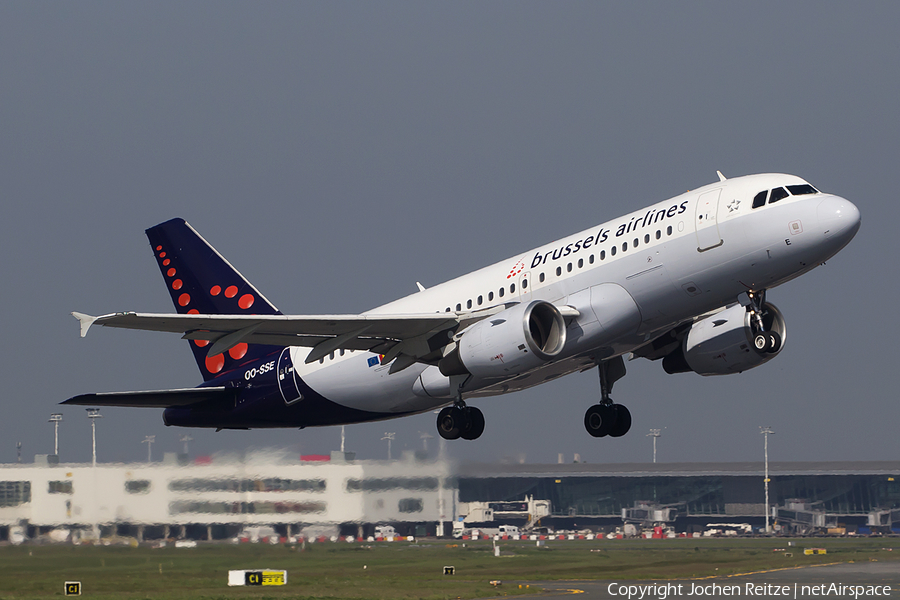 Brussels Airlines Airbus A319-111 (OO-SSE) | Photo 164678