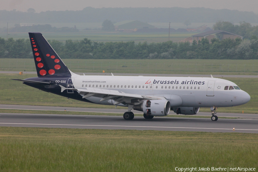 Brussels Airlines Airbus A319-111 (OO-SSE) | Photo 139065