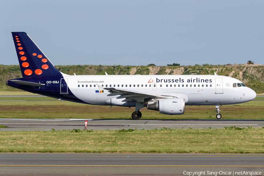 Brussels Airlines Airbus A319-111 (OO-SSJ) | Photo 469660