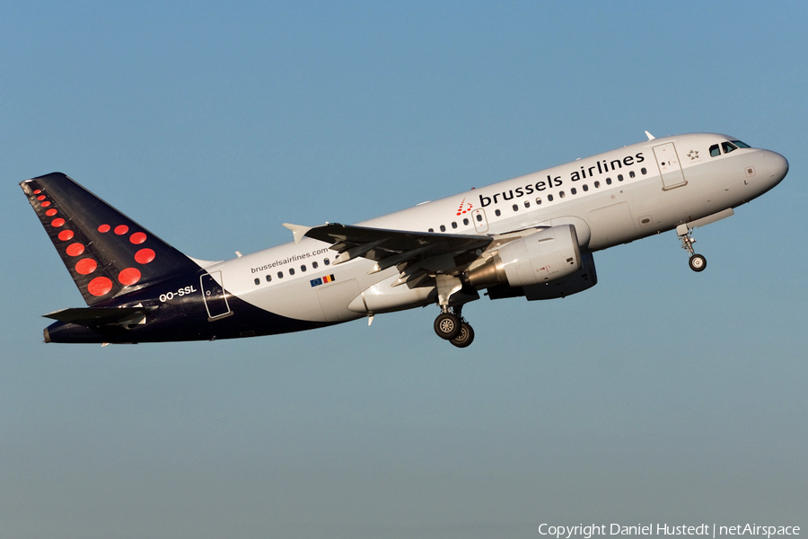 Brussels Airlines Airbus A319-111 (OO-SSL) | Photo 489240