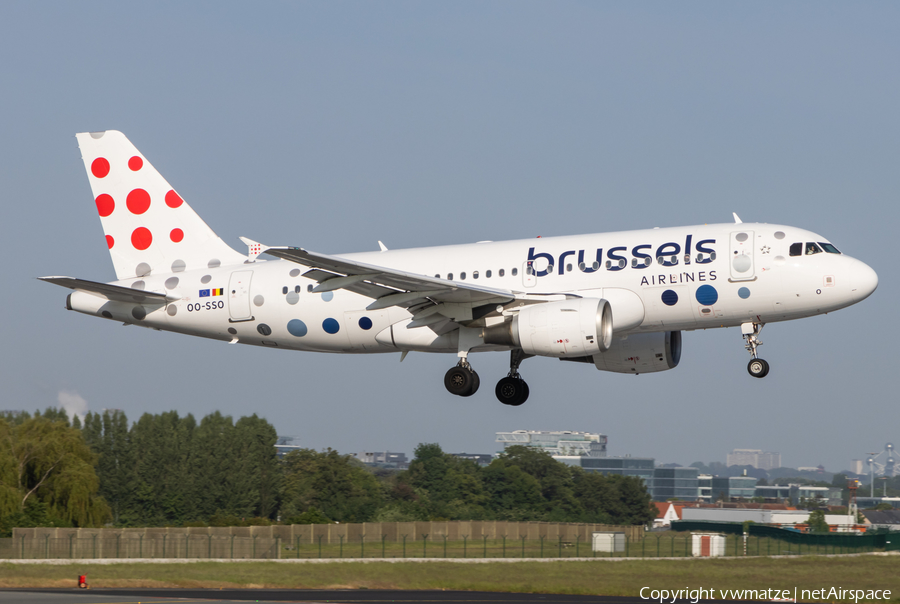 Brussels Airlines Airbus A319-111 (OO-SSO) | Photo 573064