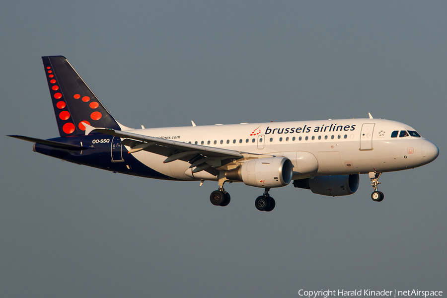 Brussels Airlines Airbus A319-112 (OO-SSQ) | Photo 292897