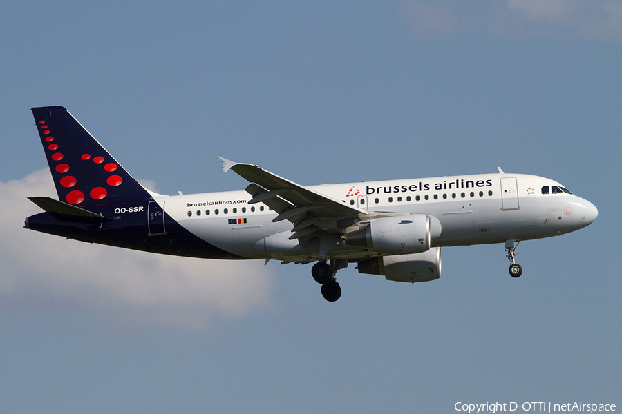 Brussels Airlines Airbus A319-112 (OO-SSR) | Photo 359594