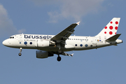 Brussels Airlines Airbus A319-112 (OO-SSR) at  Warsaw - Frederic Chopin International, Poland