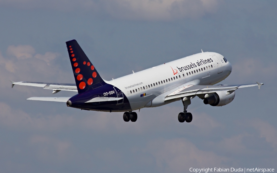 Brussels Airlines Airbus A319-111 (OO-SSV) | Photo 268443