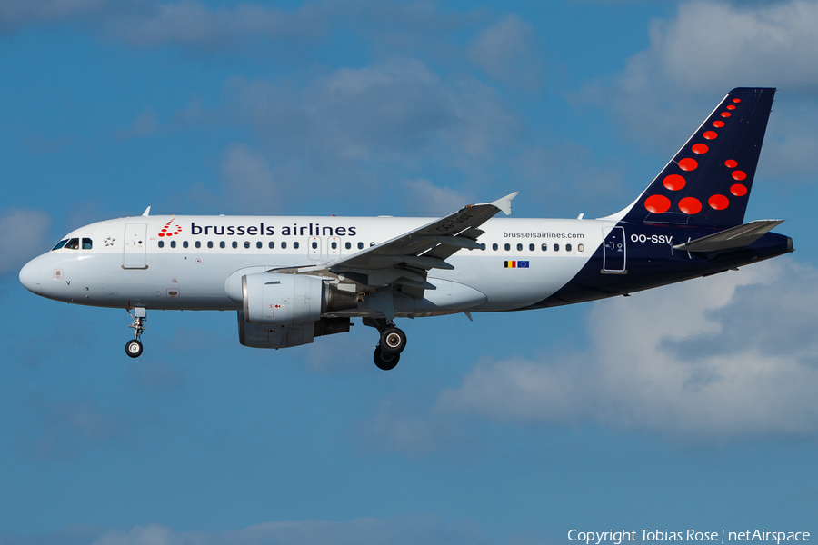Brussels Airlines Airbus A319-111 (OO-SSV) | Photo 335860