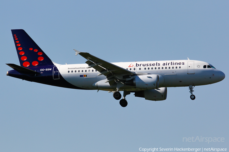 Brussels Airlines Airbus A319-111 (OO-SSW) | Photo 205114