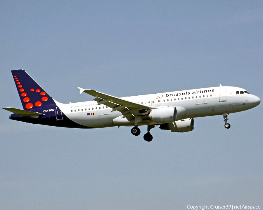Brussels Airlines Airbus A320-214 (OO-TCQ) | Photo 283697