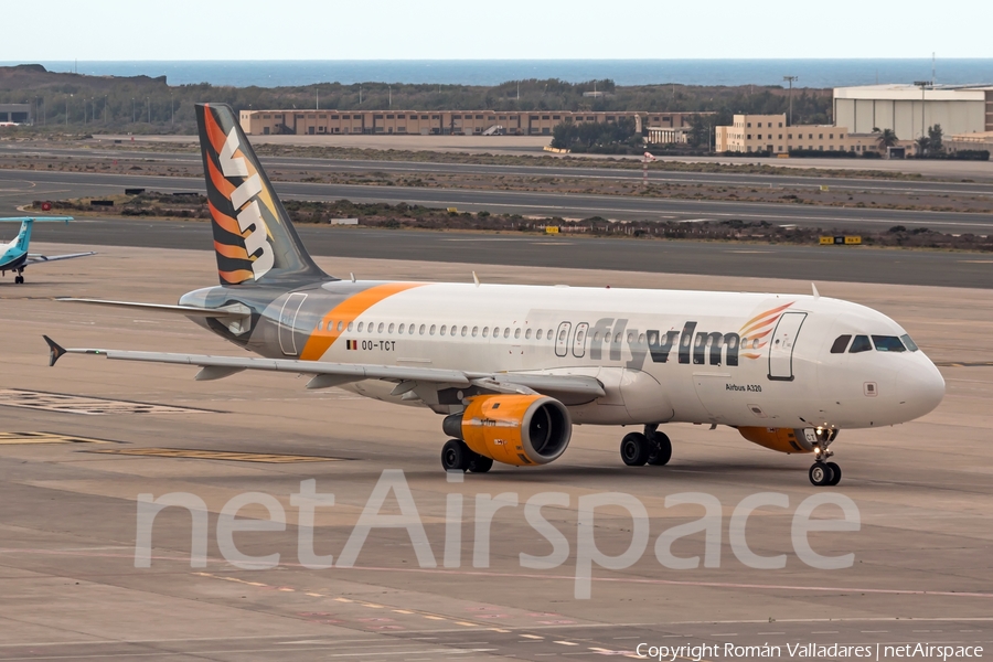 VLM Airlines Airbus A320-212 (OO-TCT) | Photo 341693