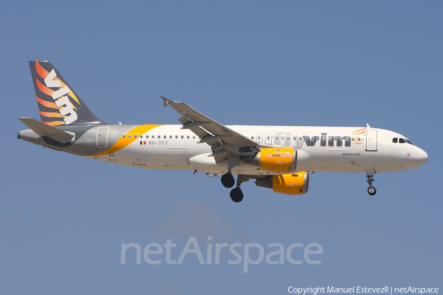 VLM Airlines Airbus A320-212 (OO-TCT) | Photo 230607