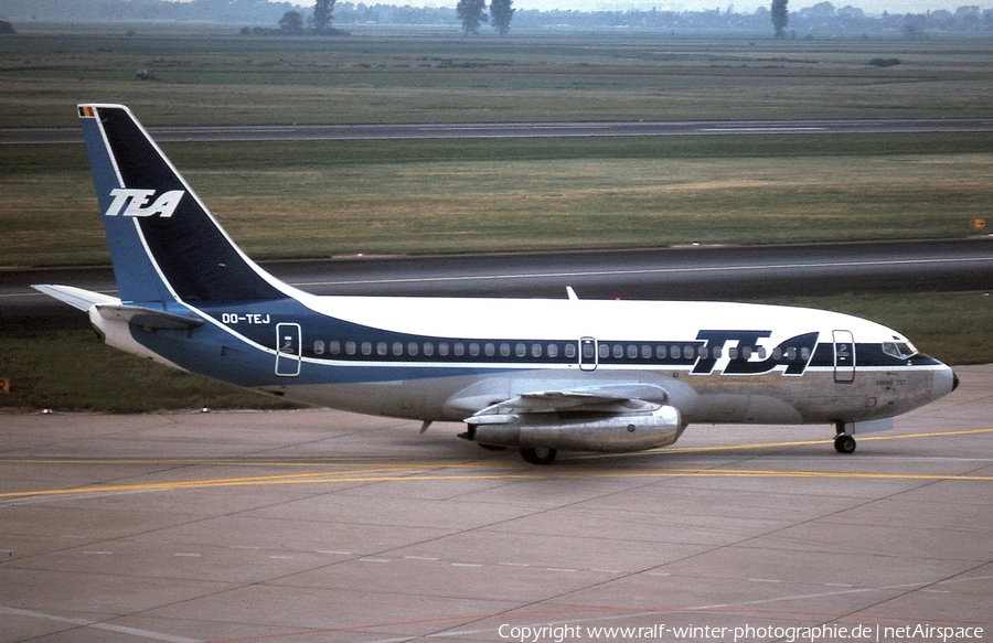 TEA Trans European Airways Boeing 737-219(Adv) (OO-TEJ) | Photo 380479