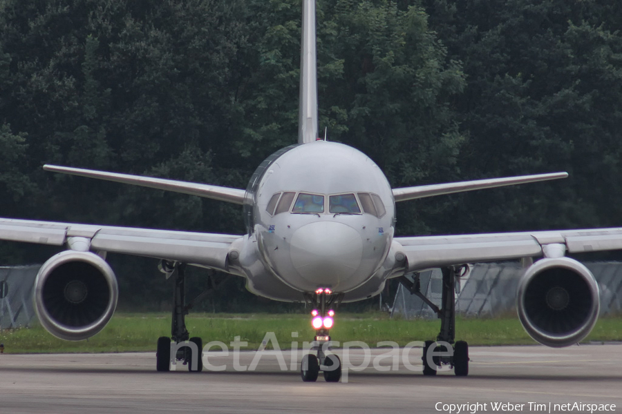 TNT Airways Boeing 757-28A(C) (OO-TFA) | Photo 141858