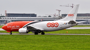 TNT Airways Boeing 737-3T0(SF) (OO-TNB) at  Warsaw - Frederic Chopin International, Poland