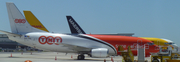 TNT Cargo Boeing 737-34S(BDSF) (OO-TNL) at  Lisbon - Portela, Portugal