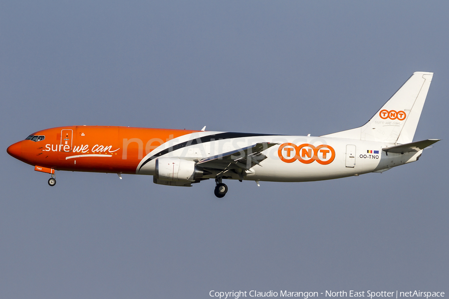 TNT Airways Boeing 737-49R(SF) (OO-TNO) | Photo 97457