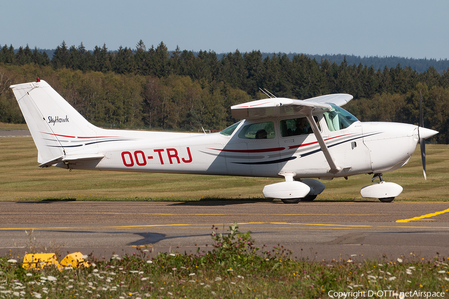 Royal Aeroclub Limburgse Vluegels Cessna F172P Skyhawk (OO-TRJ) | Photo 404070