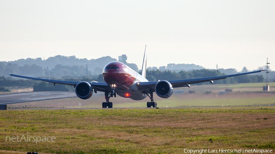 TNT Airways Boeing 777-FHT (OO-TSC) | Photo 151600