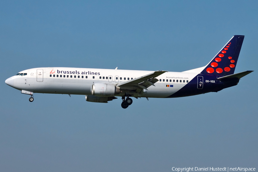 Brussels Airlines Boeing 737-405 (OO-VEK) | Photo 614017