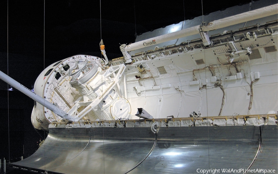 NASA Rockwell Space Shuttle Orbiter (OV-104) | Photo 445719