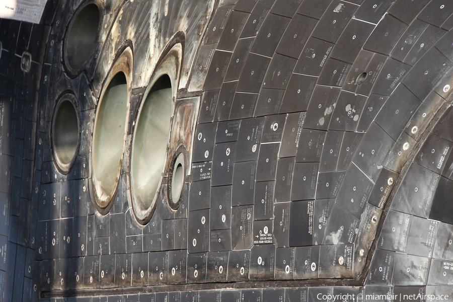NASA Rockwell Space Shuttle Orbiter (OV-105) | Photo 10973