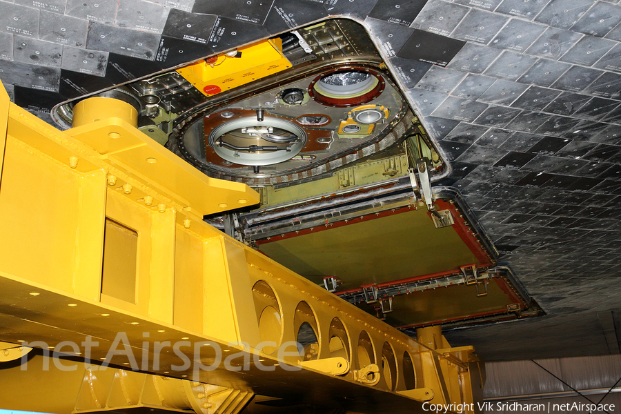NASA Rockwell Space Shuttle Orbiter (OV-105) | Photo 51485
