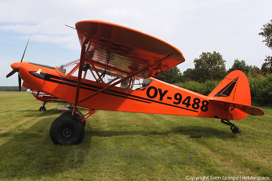 (Private) Zlin Savage Cub (OY-9488) | Photo 585745