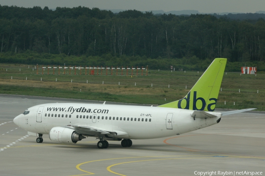 dba Boeing 737-5L9 (OY-APL) | Photo 548456