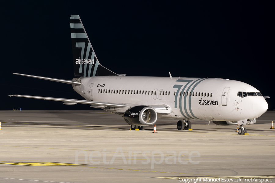 Airseven Boeing 737-430 (OY-ASB) | Photo 554362