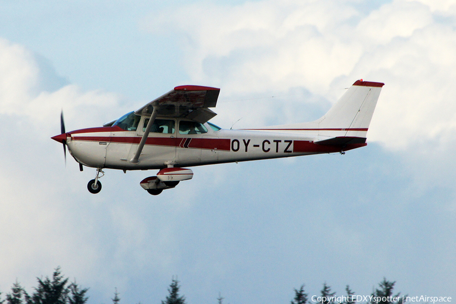 (Private) Cessna 172M Skyhawk (OY-CTZ) | Photo 291766