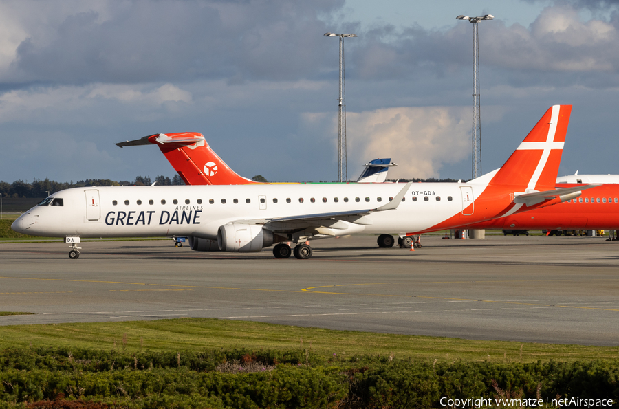 Great Dane Airlines Embraer ERJ-195LR (ERJ-190-200LR) (OY-GDA) | Photo 406314
