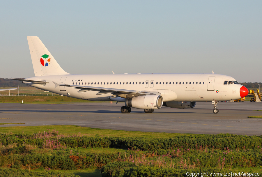 Danish Air Transport (DAT) Airbus A320-231 (OY-JRK) | Photo 418414