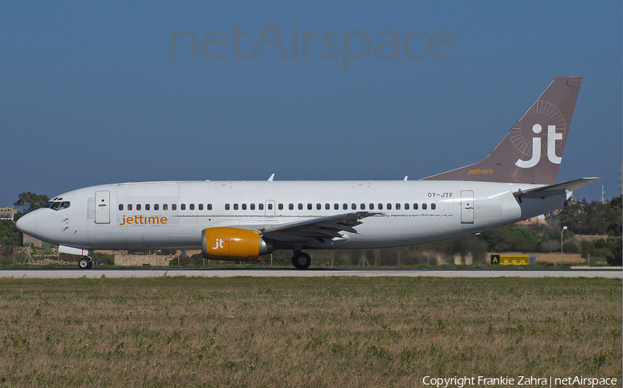 Jet Time Boeing 737-382(QC) (OY-JTF) | Photo 25153