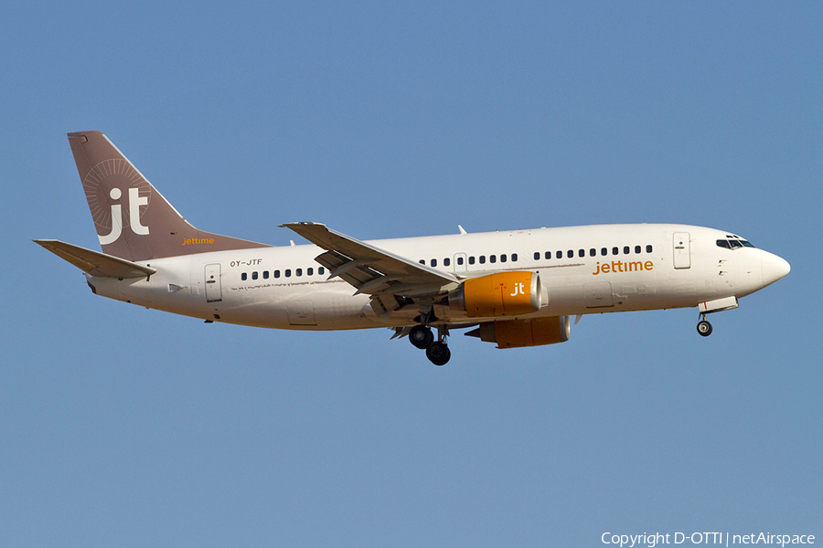 Jet Time Boeing 737-382(QC) (OY-JTF) | Photo 366846