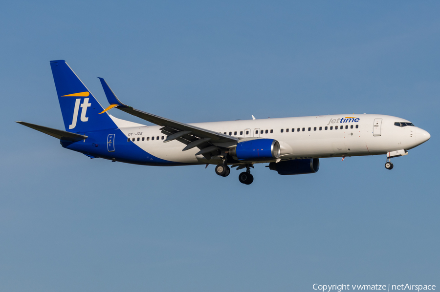 Jettime Boeing 737-8K5 (OY-JZS) | Photo 565892