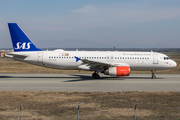 SAS - Scandinavian Airlines Airbus A320-232 (OY-KAL) at  Milan - Malpensa, Italy