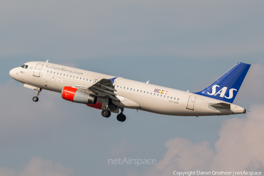 SAS - Scandinavian Airlines Airbus A320-232 (OY-KAN) | Photo 102051