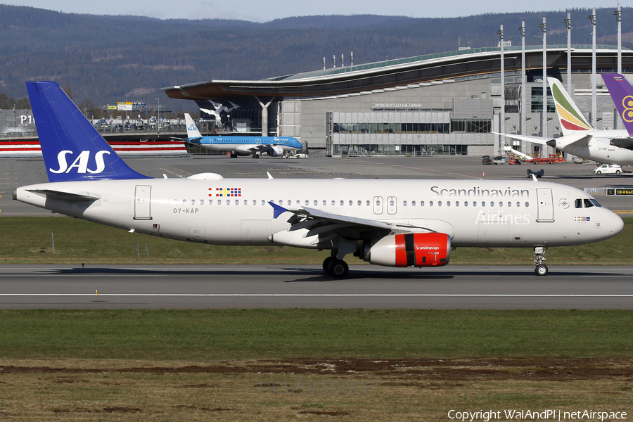 SAS - Scandinavian Airlines Airbus A320-232 (OY-KAP) | Photo 679341